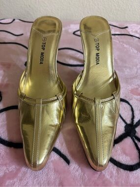TOP Moda Metallic Gold Pointed-Toe Slip-On Mules